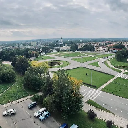 Mieszkanie W Centrum Miasta Ostrowiec Świętokrzyski Exterior foto
